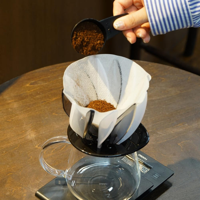 Hario V60 Suiren 02 Dripper Black and White 1-4 Cups Coffee 2024 Edition-Kiichin - The #1 Place for Japanese Goods in Your Hand!