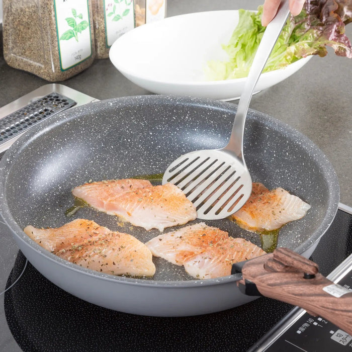 Sori Yanagi Small Stainless Steel Slotted Turner - Premium Quality Kitchen Utensil-Kiichin - The #1 Place for Japanese Goods in Your Hand!