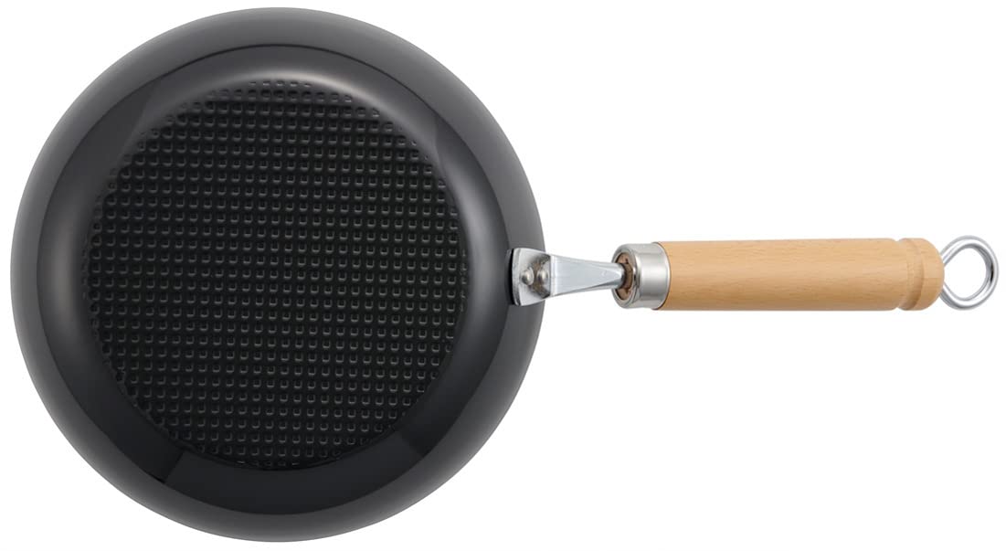 https://cdn.shopify.com/s/files/1/0564/5166/1891/files/Skater-Iron-Embossed-Frying-Pan-20Cm-Ih-Gas-Fire-Compatible-Disney-Winnie-The-Pooh-Made-In-Japan-Irfp20A-4973307566653-3.jpg?v=1753676418