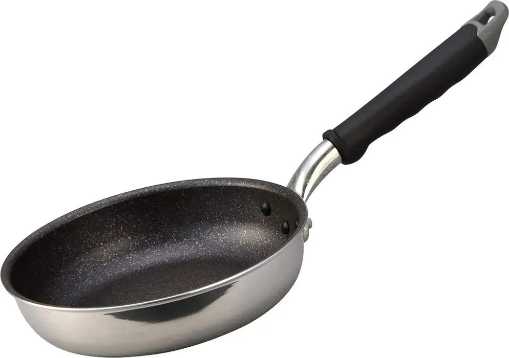 Hokuriku Aluminum Lightweight Durable Japanese Frying Pan IH Compatible - Silver
 - 4977449042006